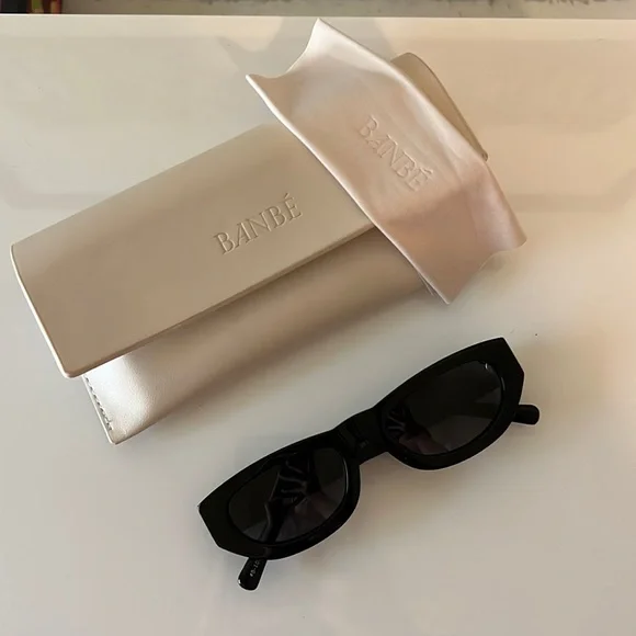 Banbé | Accessories | Black Banb Sunglasses With Polarized 0  display picture 2